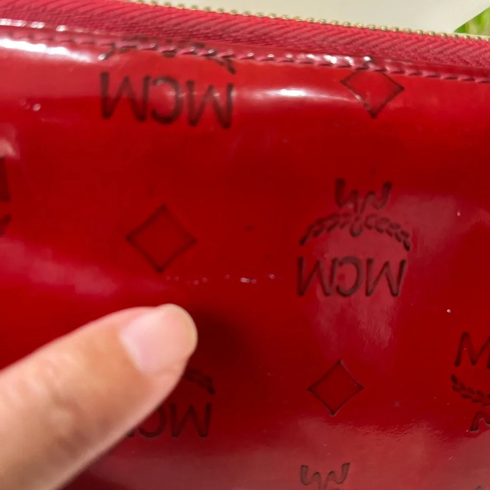 MCM LONG ZIPPERED WALLET - Picture 5 of 13